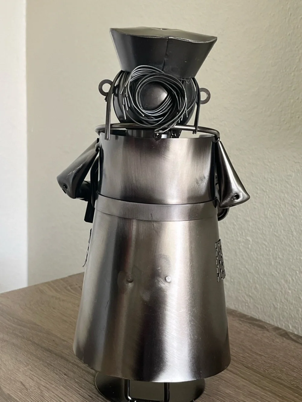 Metal Decorative Nurse Wine Holder Smoky gray metal